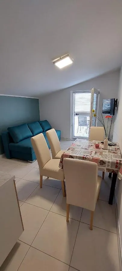 Apartmani Fran Vir