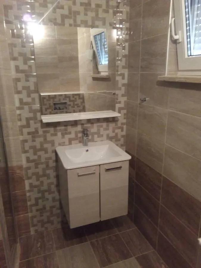 Apartmani Fran Vir