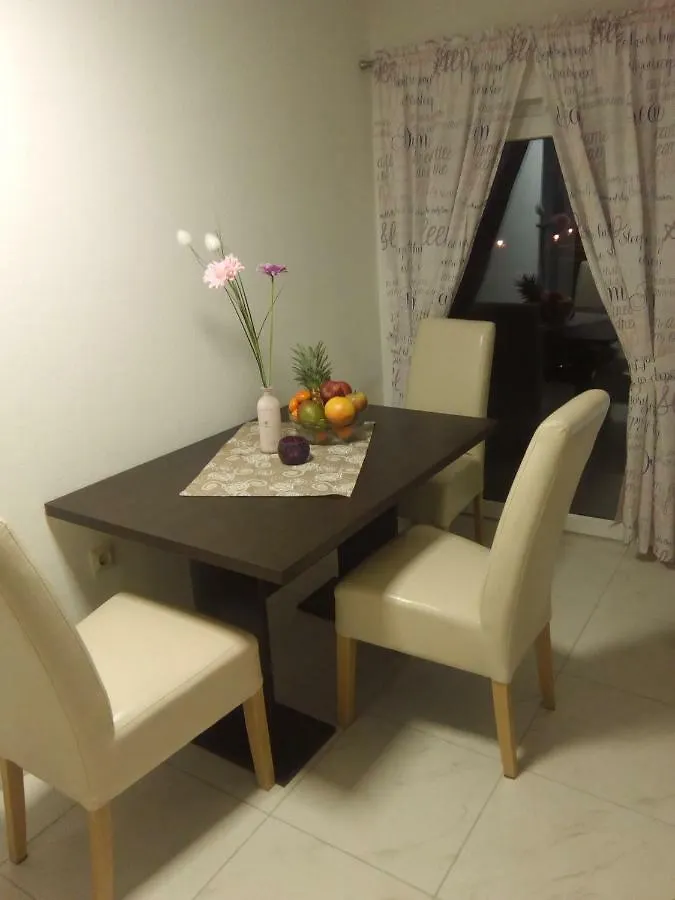 Apartmani Fran Vir