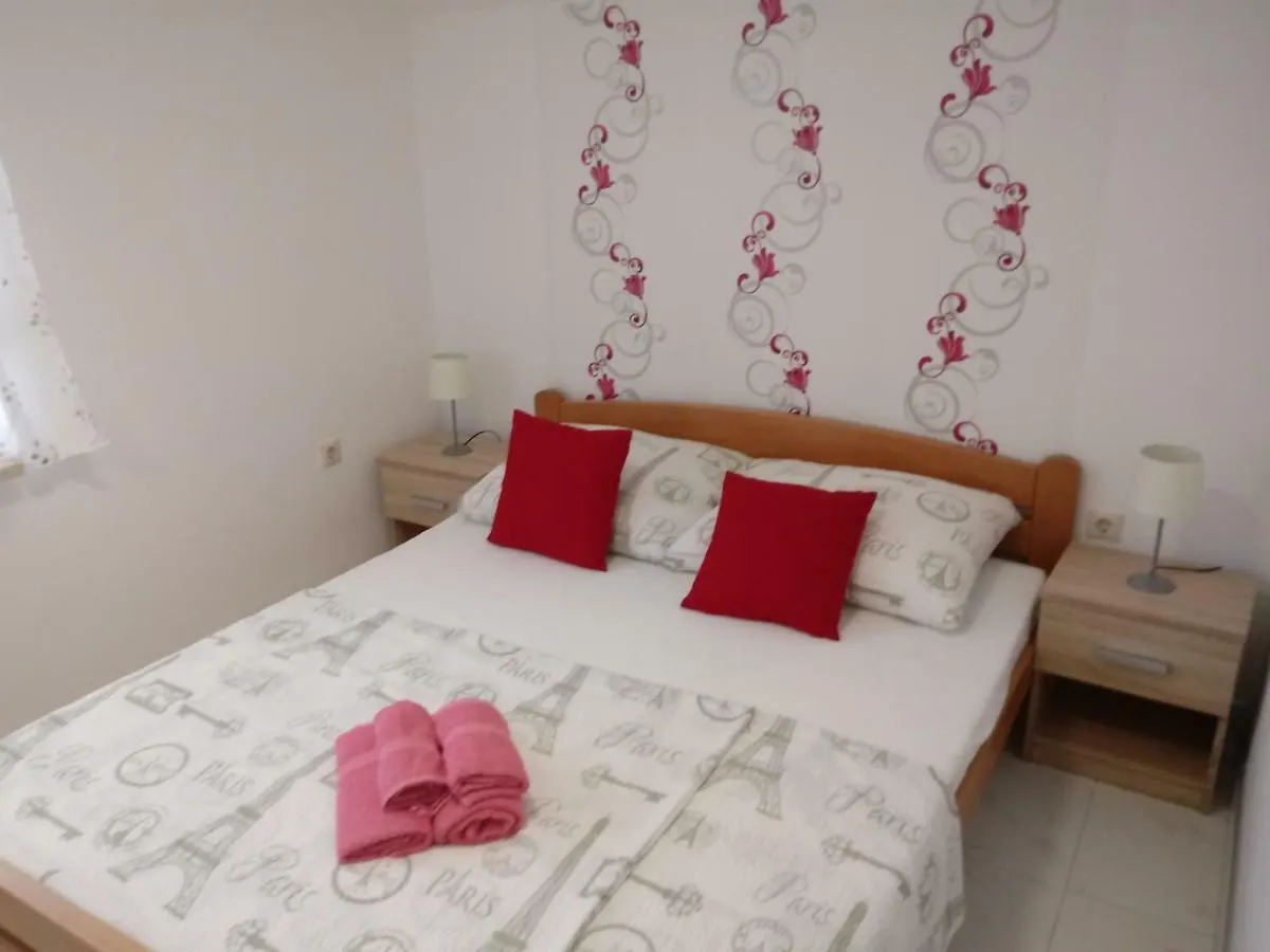 Apartmani Fran Vir